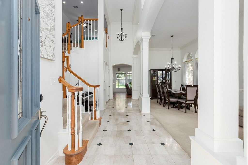 Property Photo:  501 Crown Colony Drive  TX 75901 