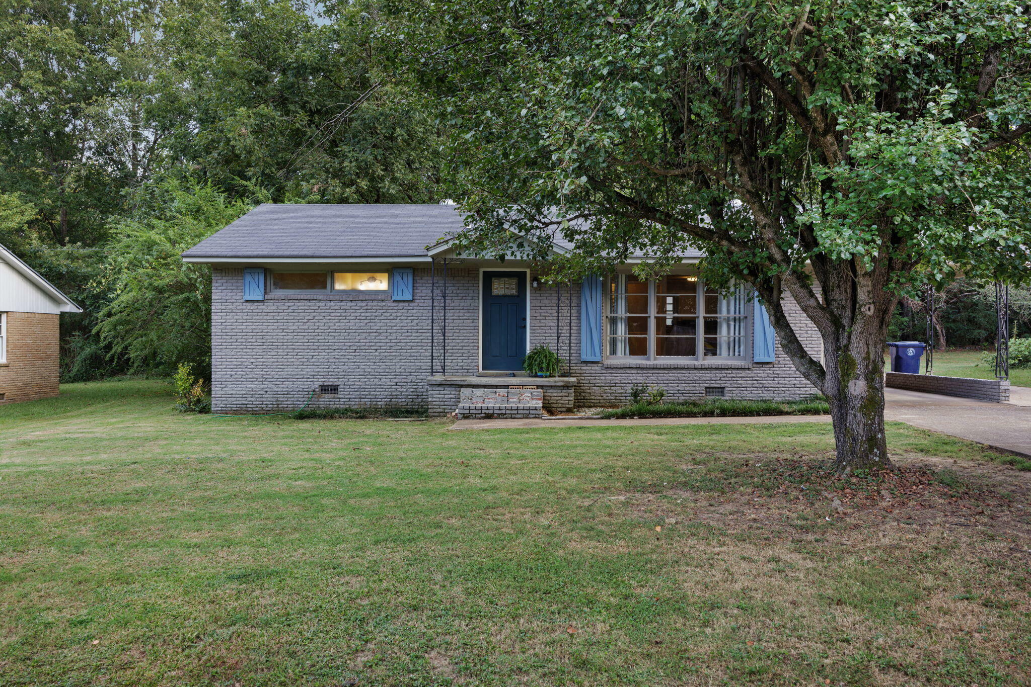 Property Photo:  1912 Magnolia Dr.  MS 38834 