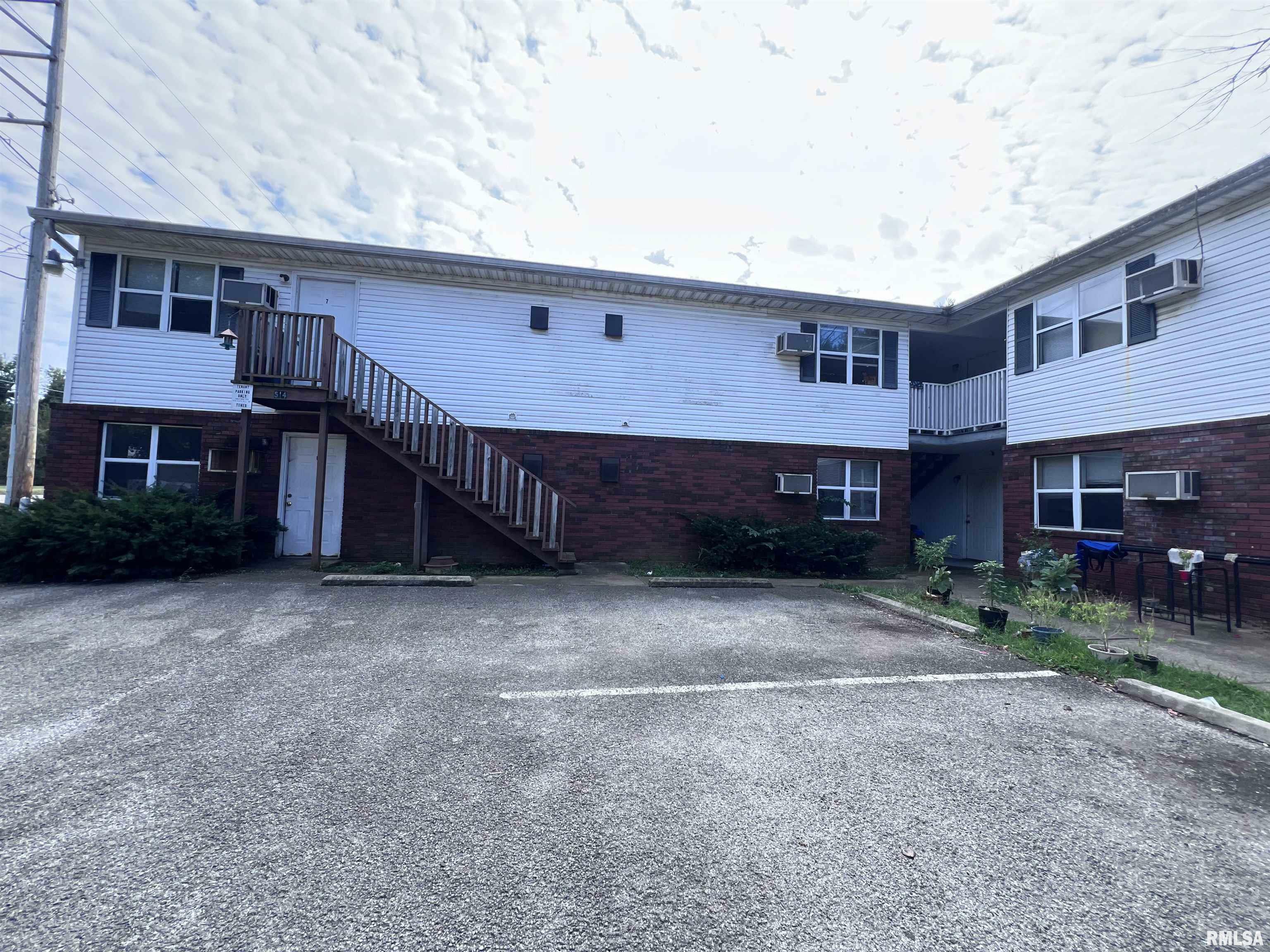 Property Photo: 514 S Wall Street IL 62901