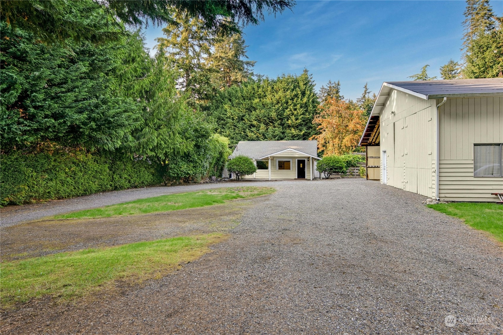 Property Photo:  11814 SE 87th Street  WA 98056 