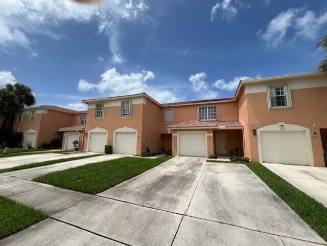 Property Photo:  6917 Mill Brook Place  FL 33463 