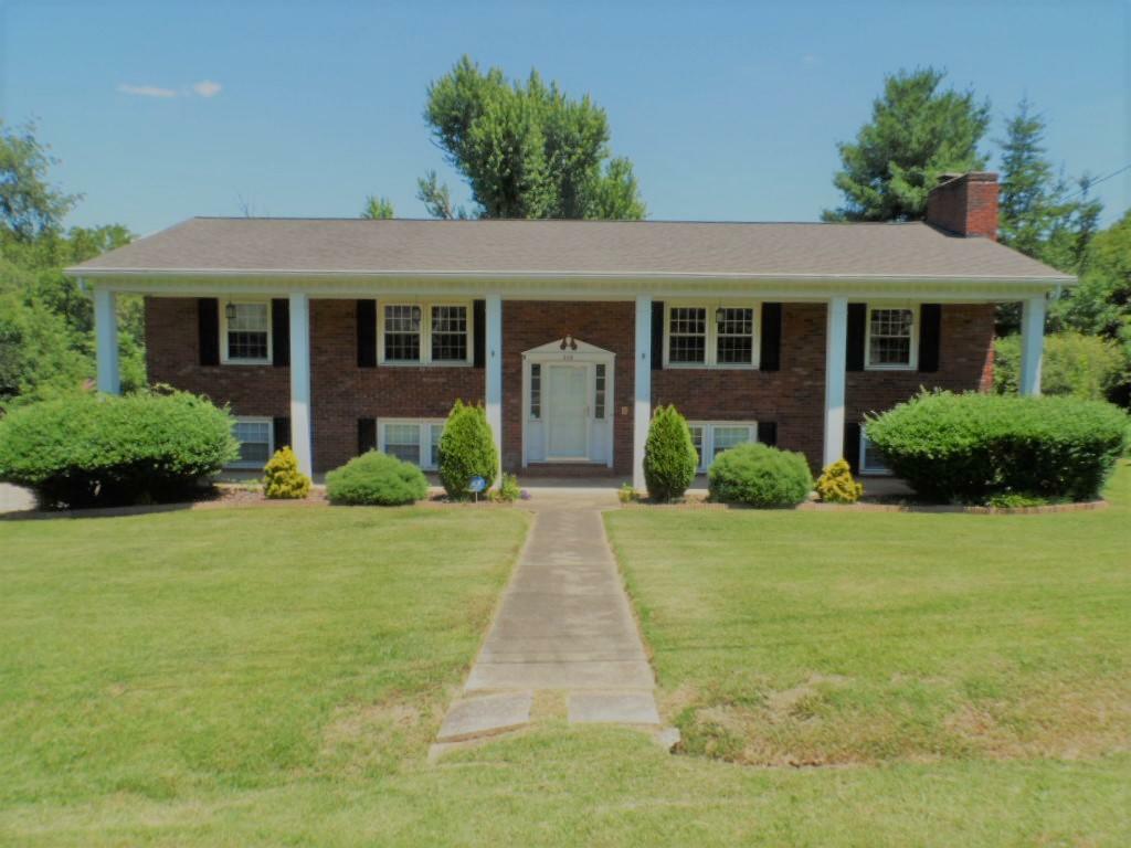 209 Claymore Drive  Kingsport TN 37663 photo