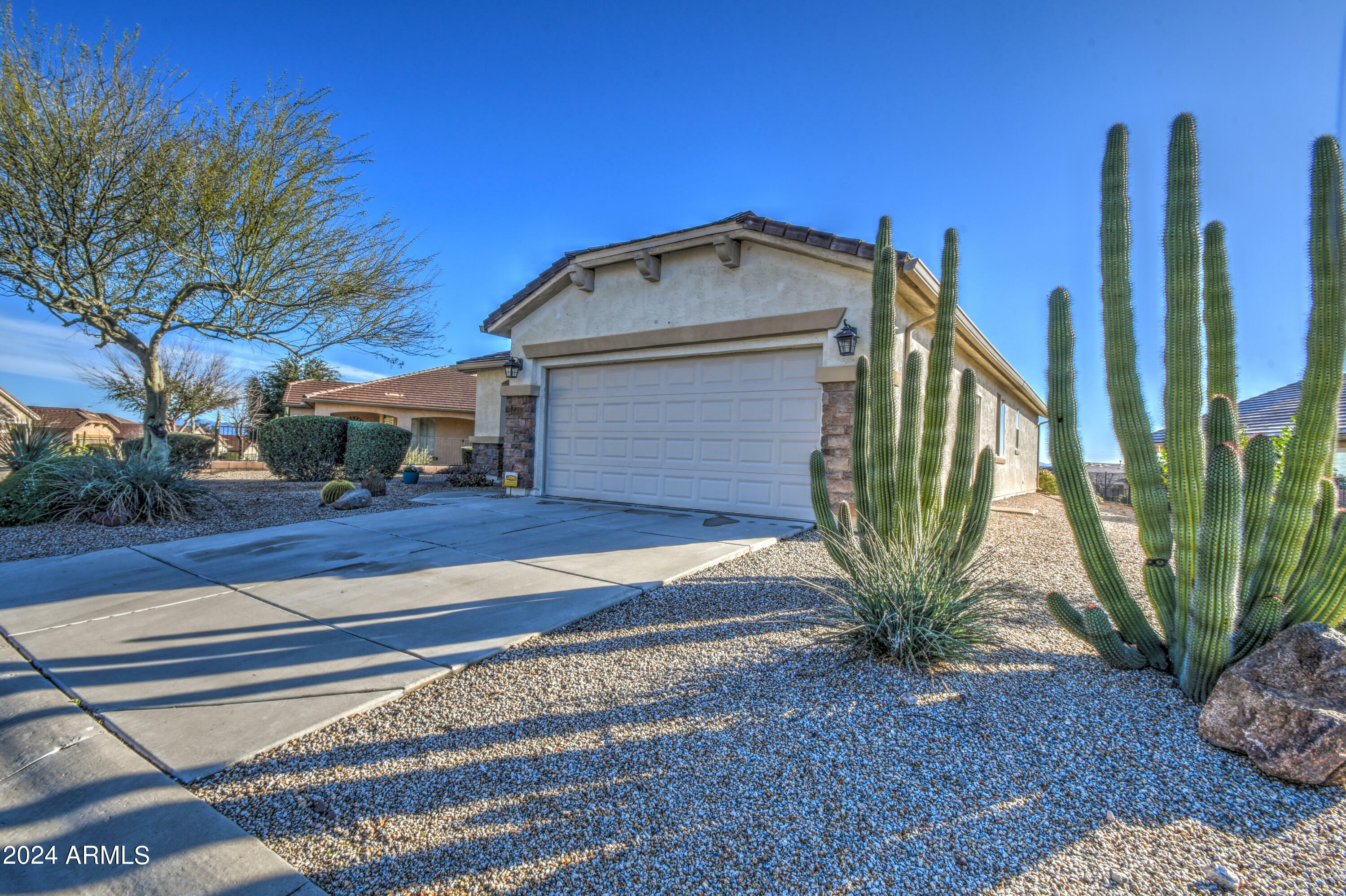 Property Photo:  270 W Twin Peaks Parkway  AZ 85143 