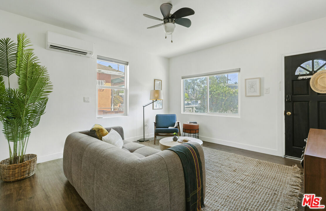 Property Photo:  3709   Barbee St  CA 90031 