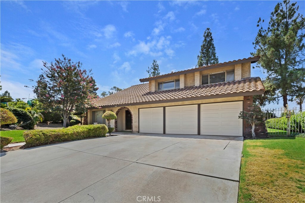 Property Photo:  6819 Rycroft Drive  CA 92506 