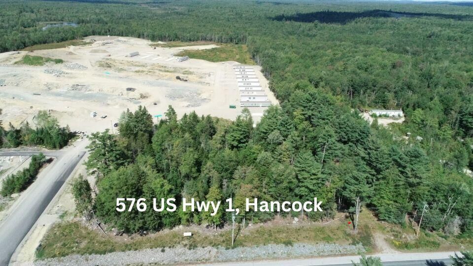 Property Photo: 576 US Hwy 1 ME 04640