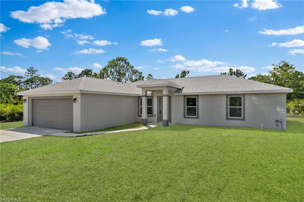 Property Photo:  1121 Croquet St E  FL 33974 