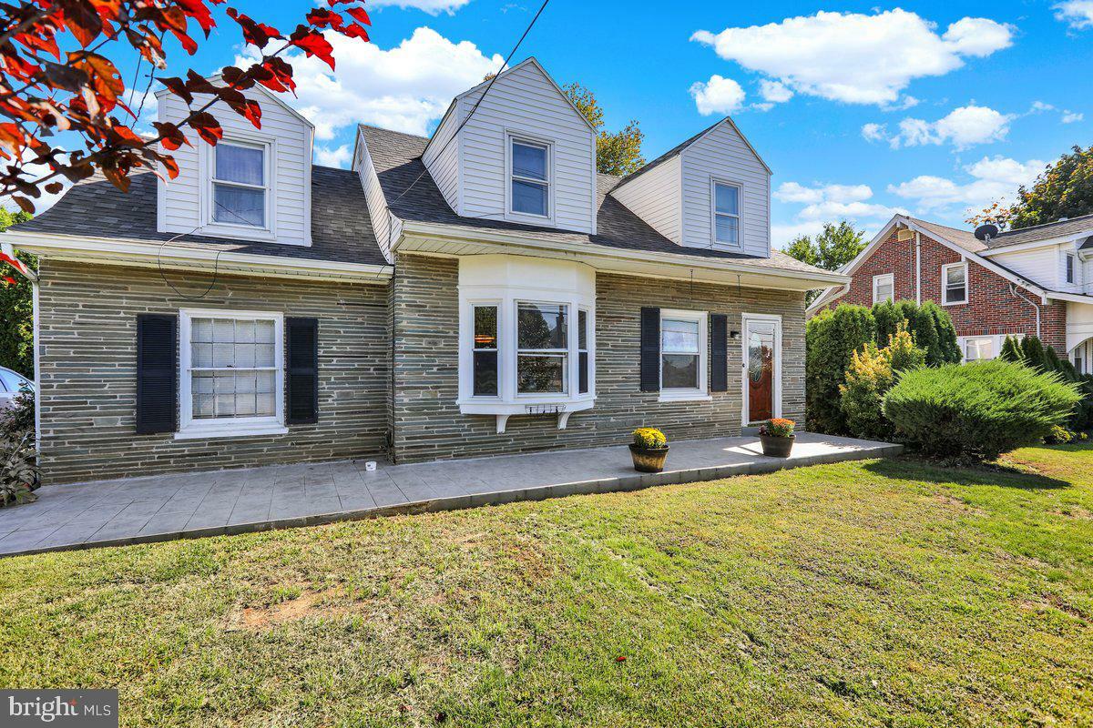 Property Photo:  2143 Fruitville Pike  PA 17601 