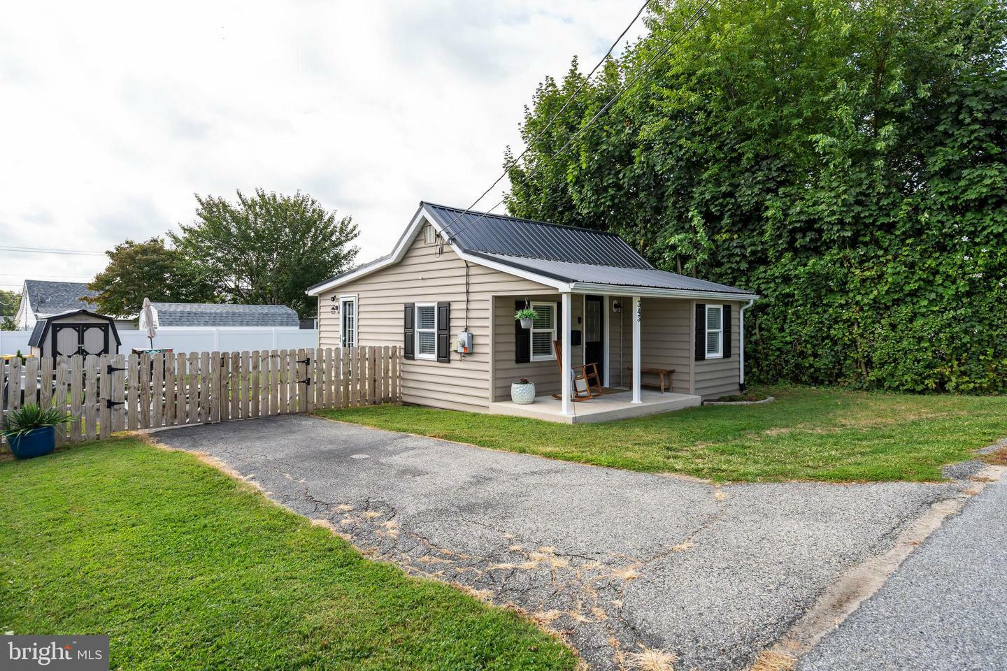 Property Photo:  343 Cummins Street  DE 19977 