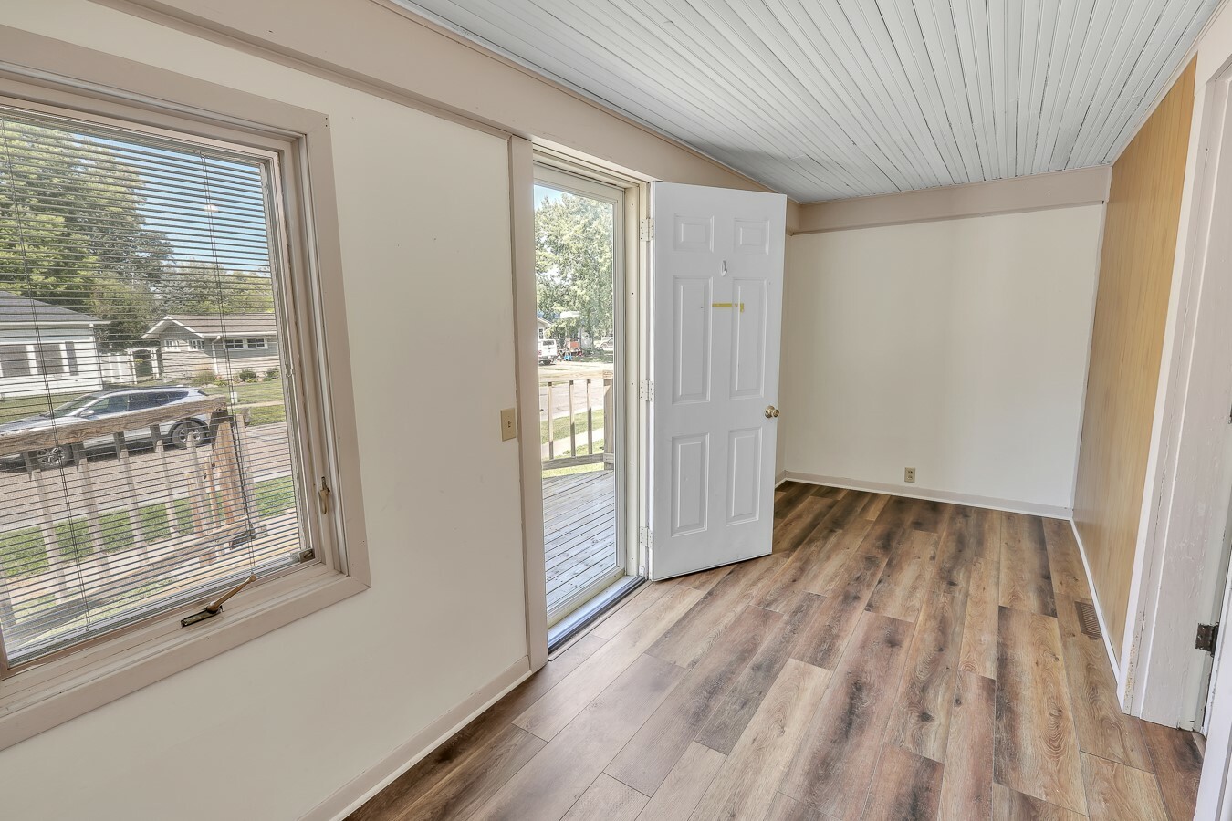 Property Photo:  407 Columbus Street  IA 50219 