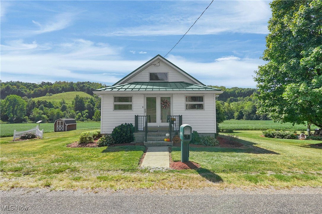 Property Photo: 6006 SW Post Boy Road OH 43832