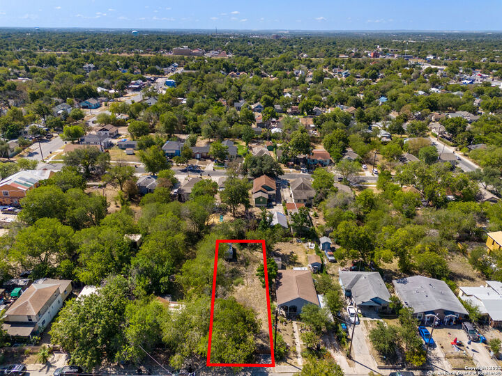 126 Vine St  San Antonio TX 78210 photo