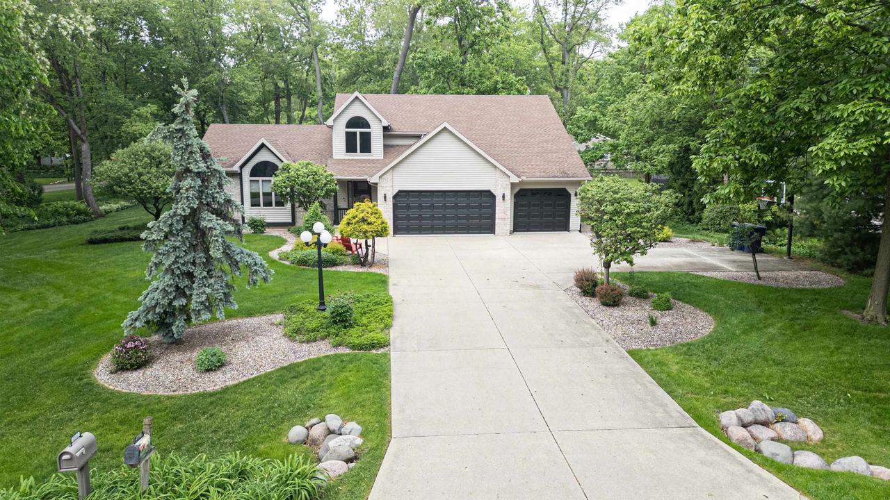 Property Photo:  3205 Danbury Drive  WI 53546 