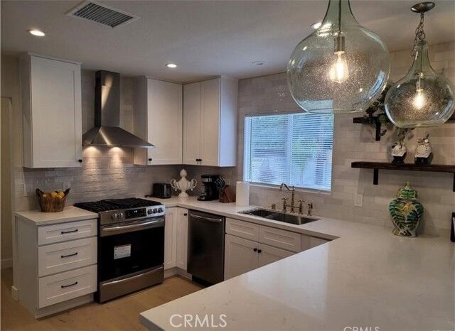 Property Photo:  913 Clemensen Avenue  CA 92705 