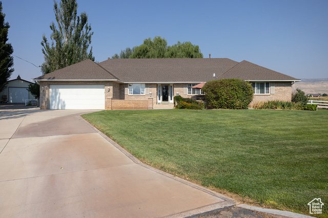 Property Photo:  797 N 910 E  UT 84701 