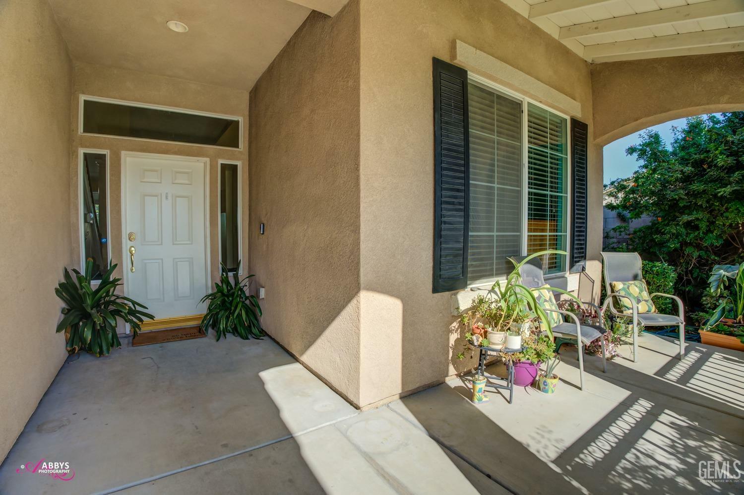 Property Photo:  6505 Alderbrook Lane  CA 93312 