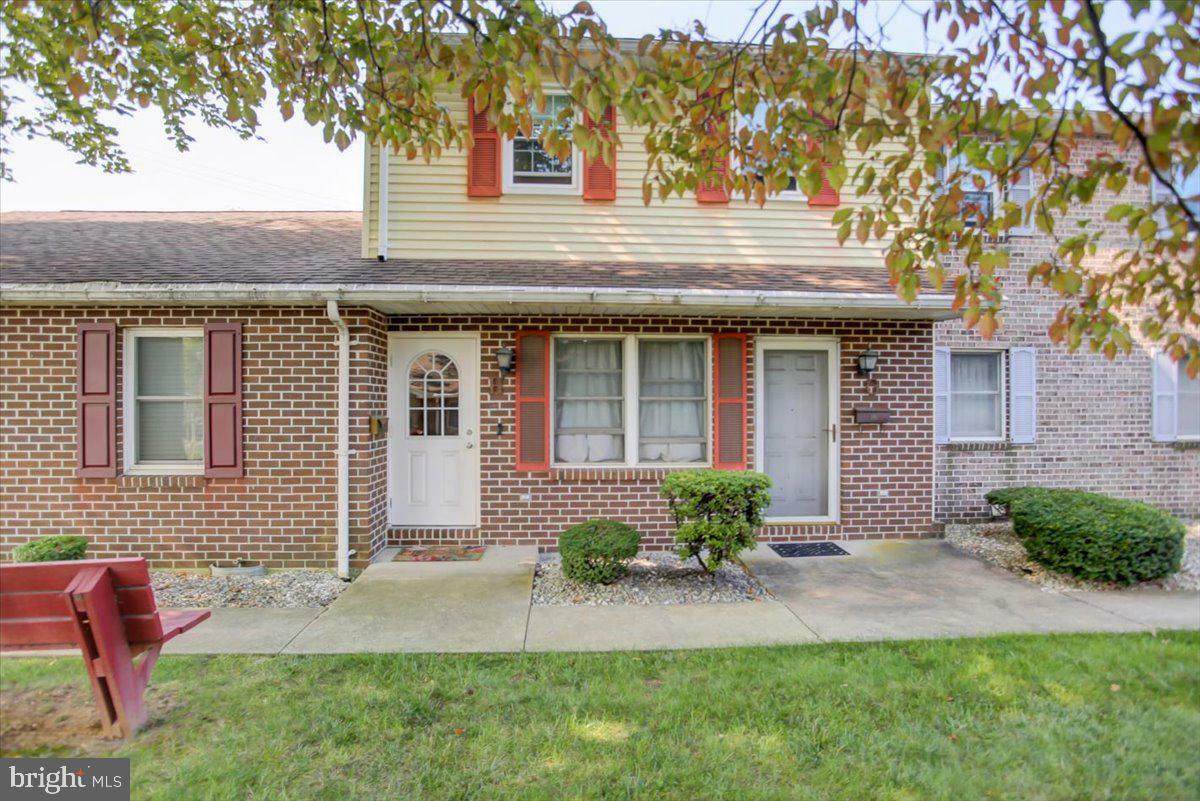 Property Photo:  521 W King Street H  PA 17257 