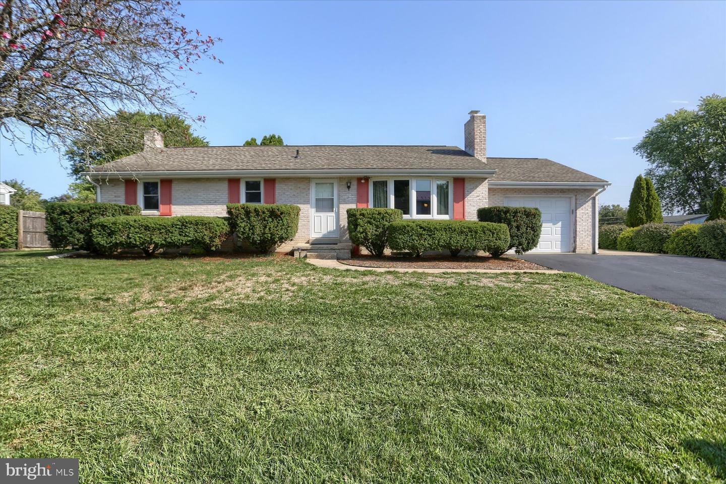 Property Photo:  131 Darr Avenue  PA 17013 