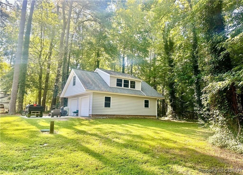 Property Photo:  237 Hunleys Cove Lane  VA 23035 