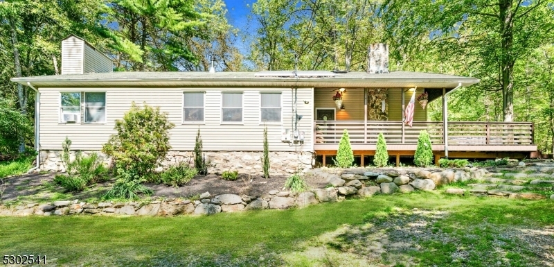 Property Photo:  11 Hirams Grove Rd  NJ 07826 