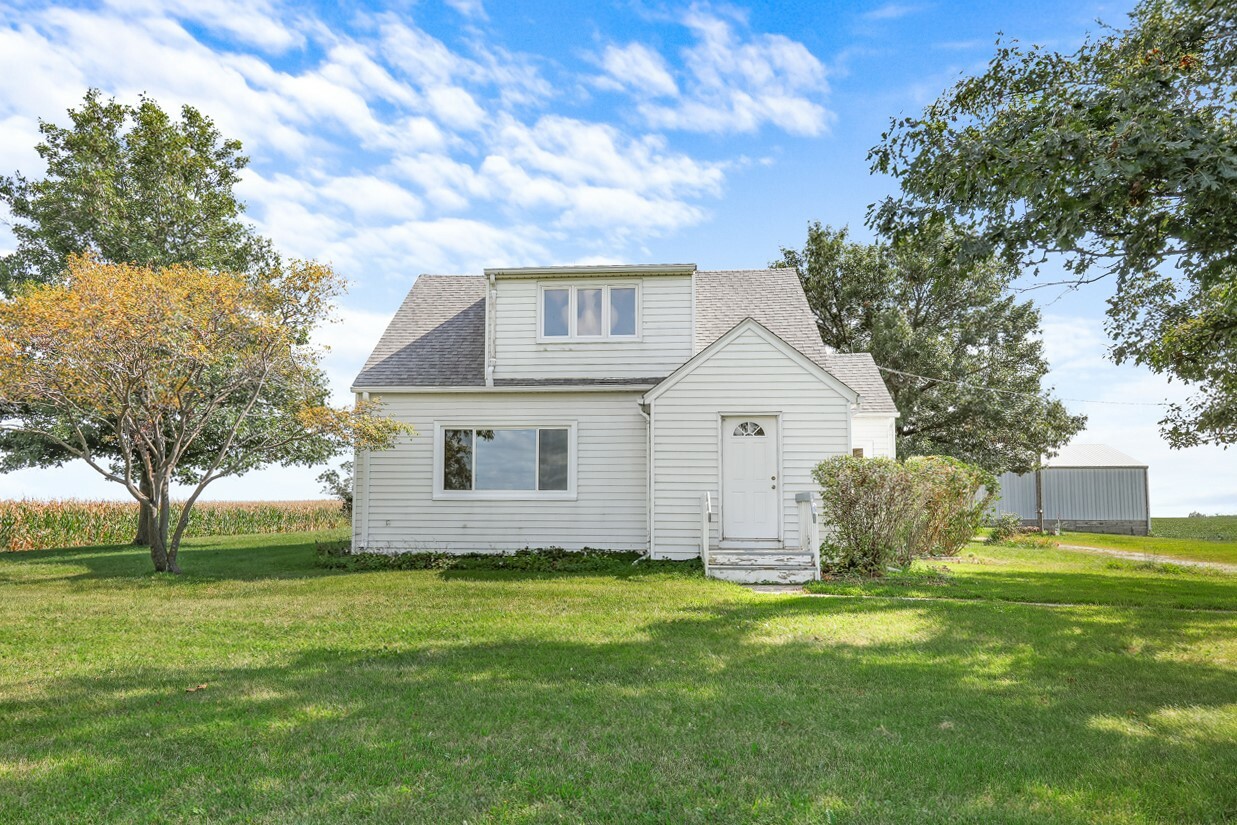 Property Photo:  1164 200th Street  IA 50219 