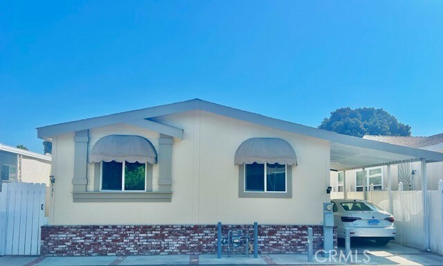 Property Photo:  331 Mayflower Drive  CA 92660 