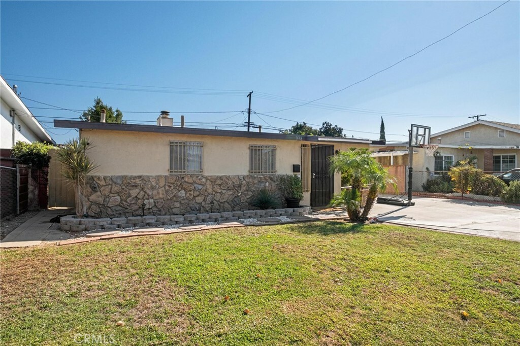 Property Photo:  338 W 235th Street  CA 90745 