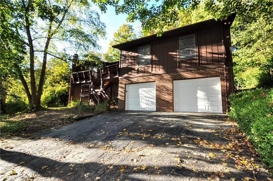 Property Photo:  227 Waterman Rd  PA 15025 