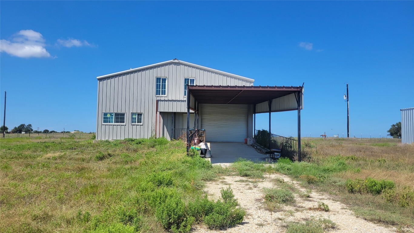 Property Photo: 120 Novi Road TX 76527