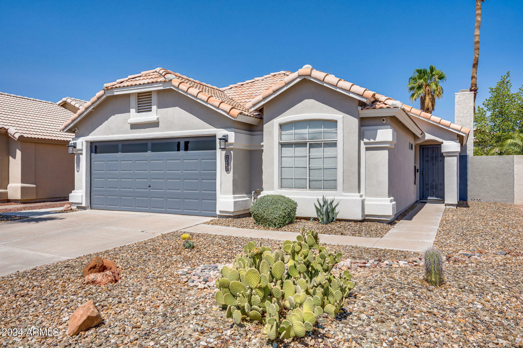 Property Photo:  8438 W Troy Street  AZ 85382 