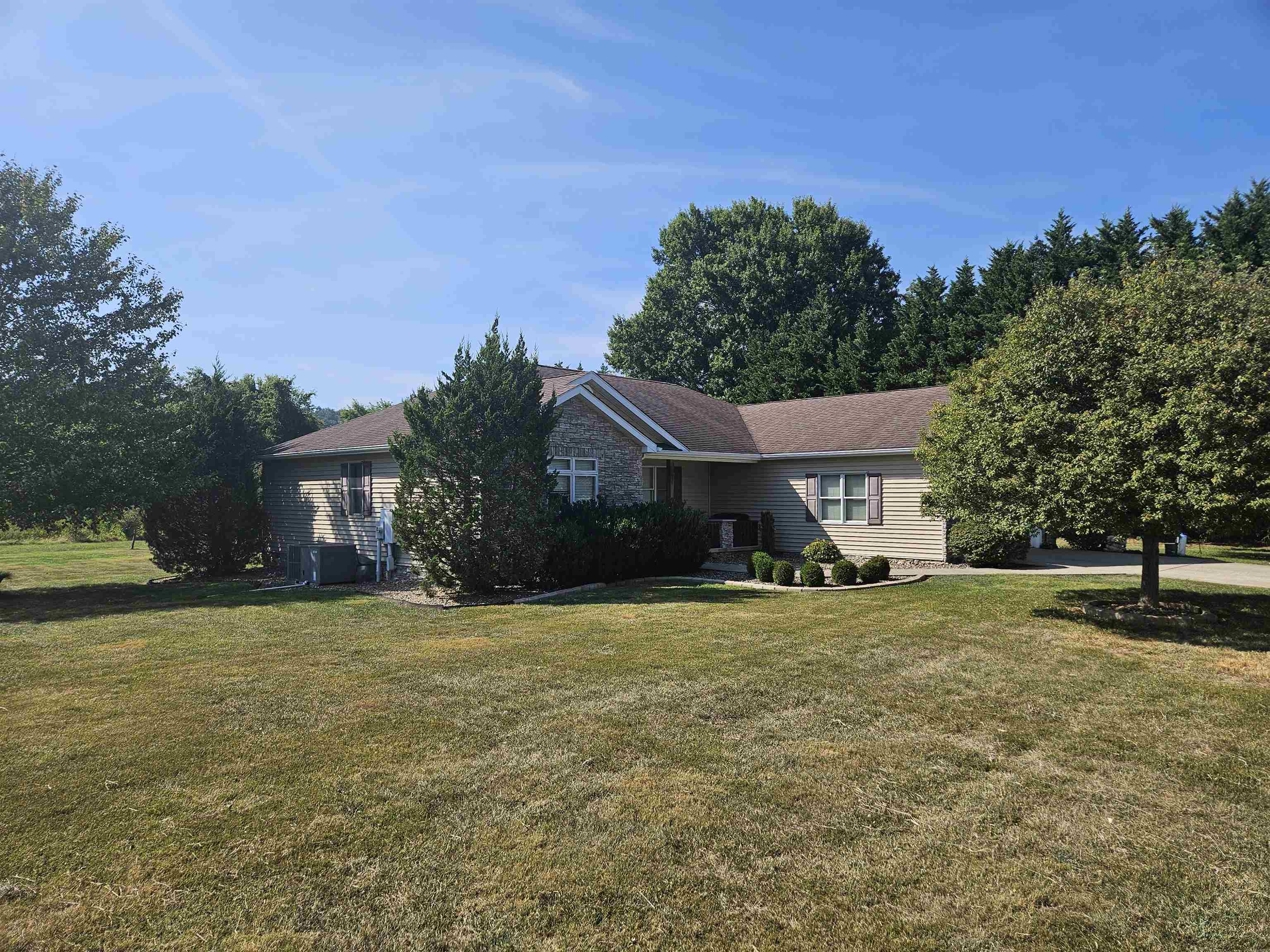 Property Photo:  123 Coralburst Lane  WV 25537 