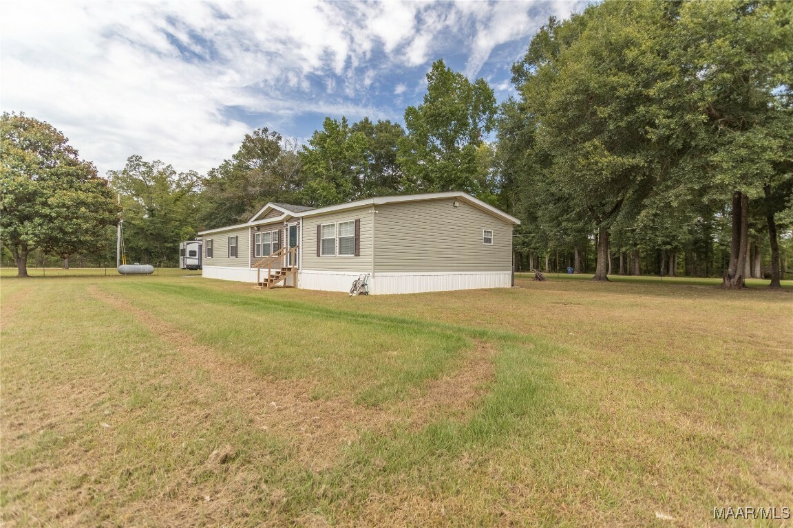 Property Photo:  592 Marshall Drive  AL 36067 