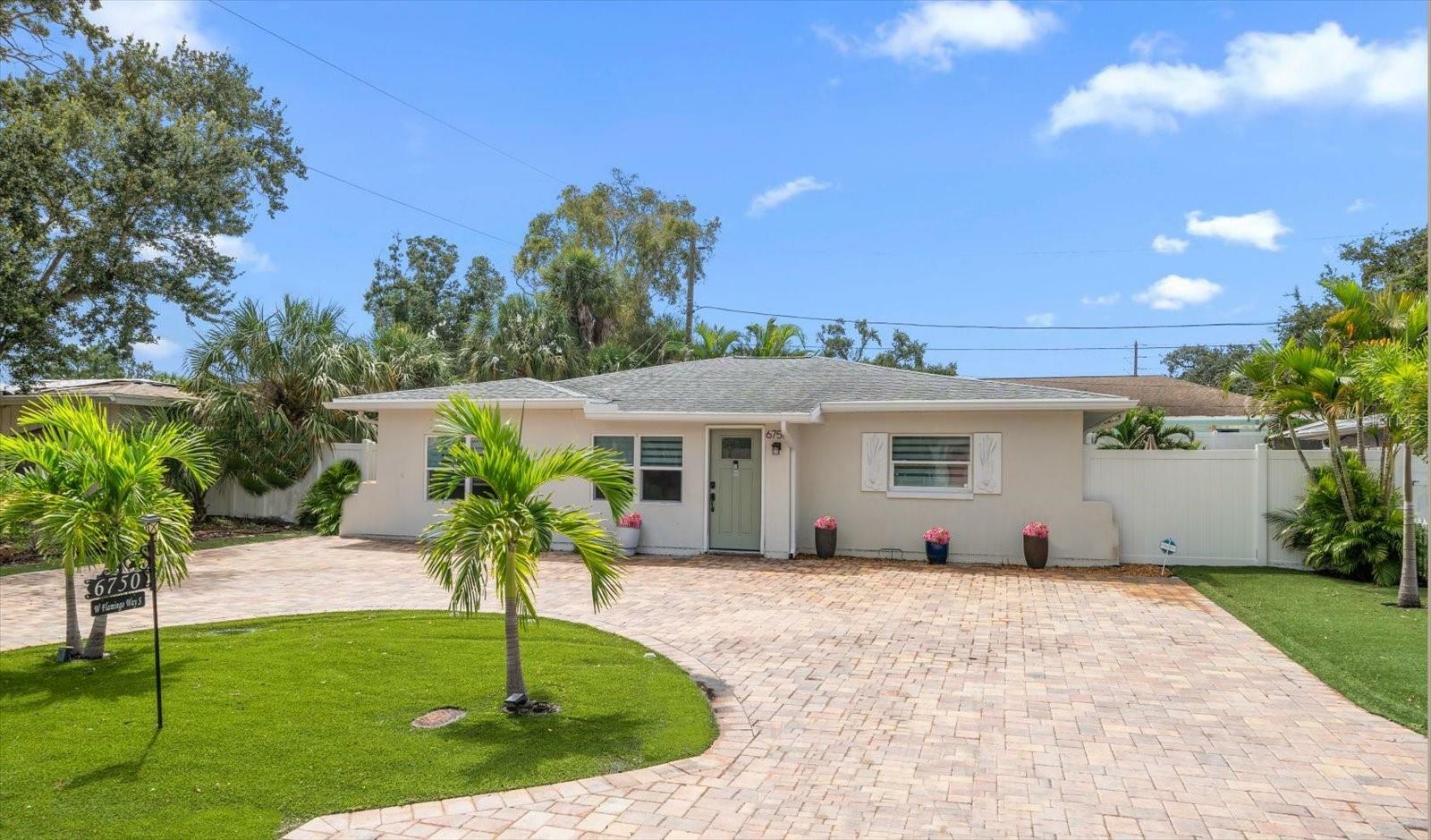 Property Photo:  6750 W Flamingo Way S  FL 33707 