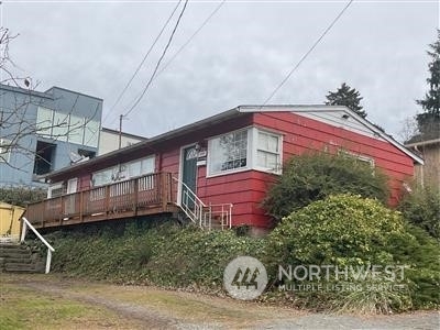 Property Photo:  5102 S Orchard Street  WA 98118 