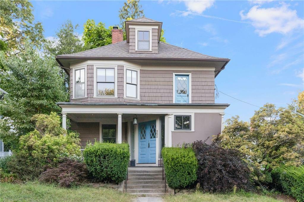 Property Photo:  352 Lloyd Avenue  RI 02906 