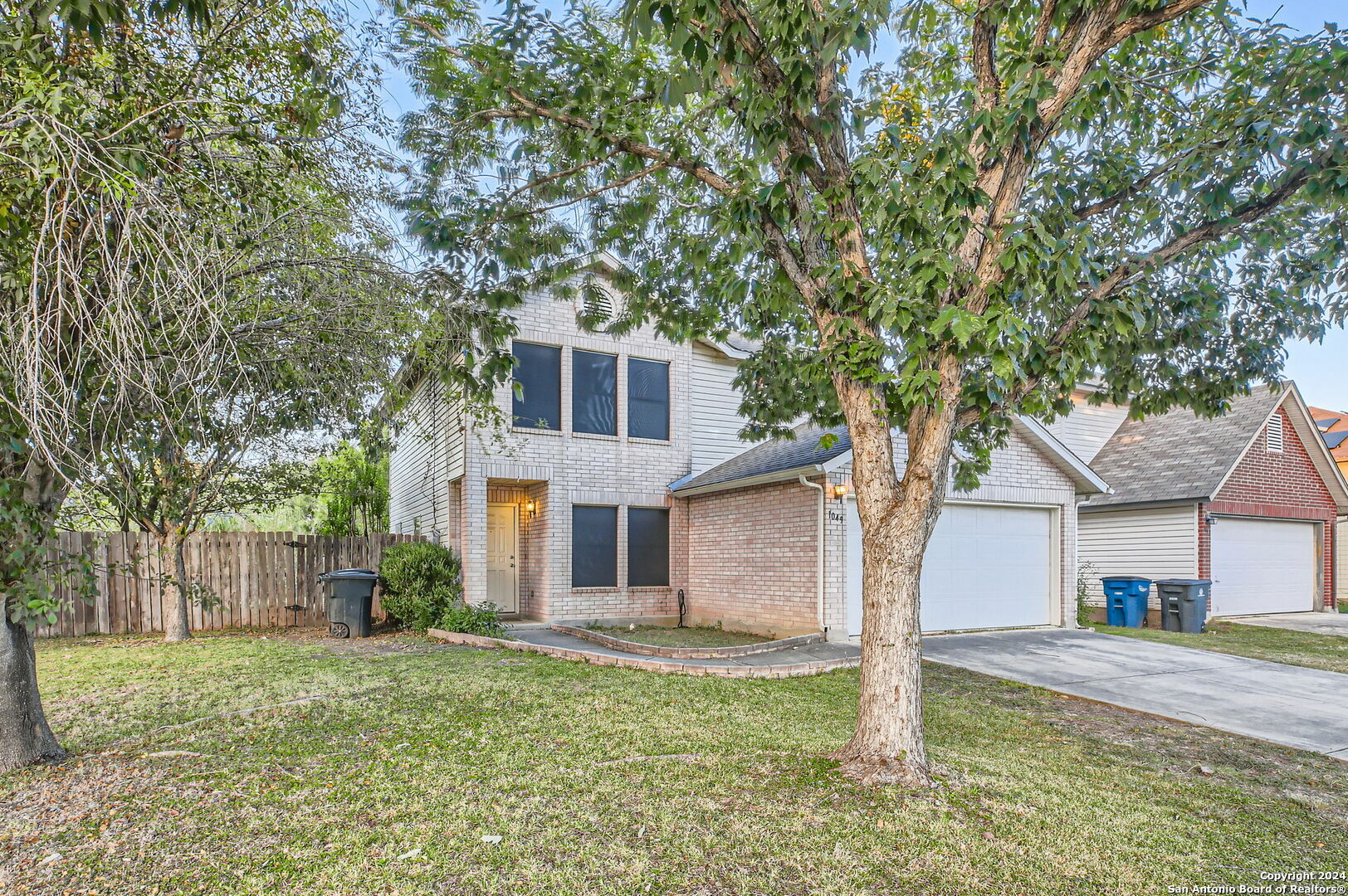 1049 Stone Trl  New Braunfels TX 78130 photo