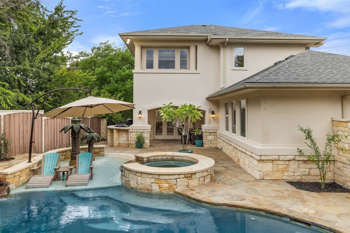605 Ladin Lane  Lakeway TX 78734 photo