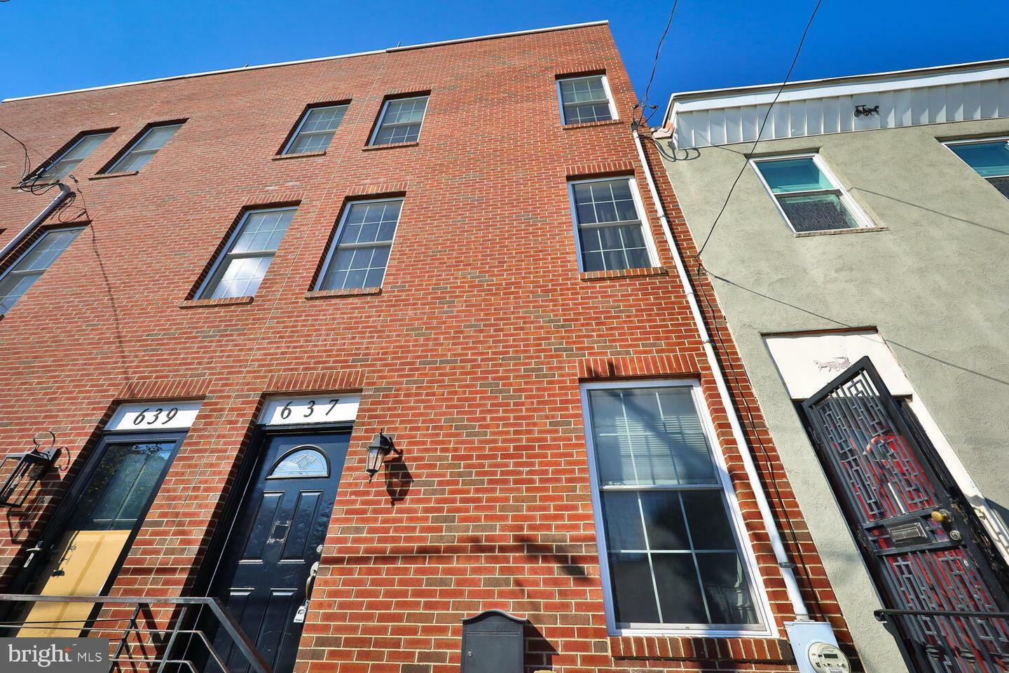 Property Photo:  637 Morris Street  PA 19148 