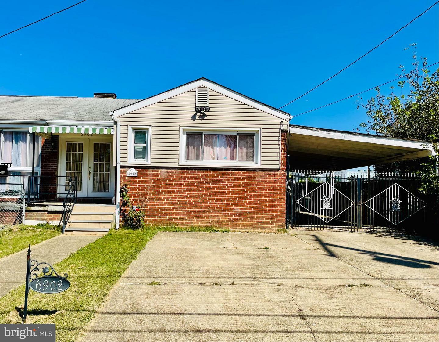 Property Photo:  6902 Freeport Street  MD 20784 