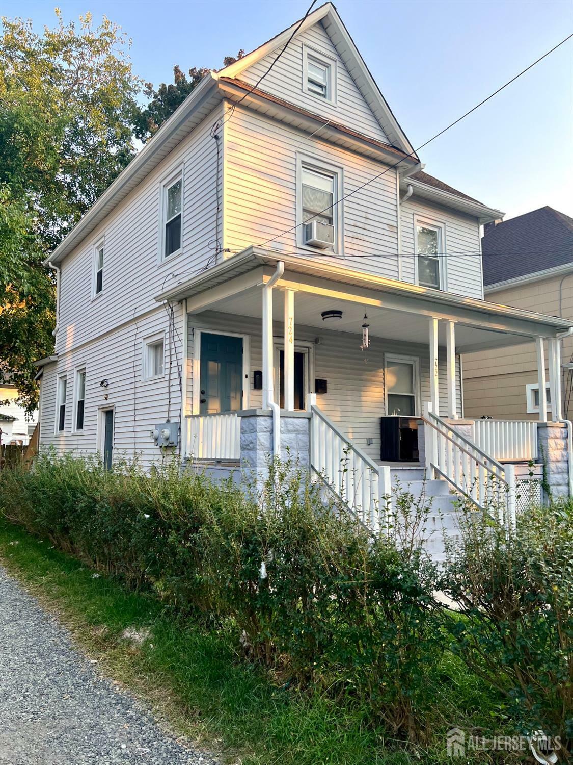 Property Photo:  722 E 6th Street  NJ 07062 