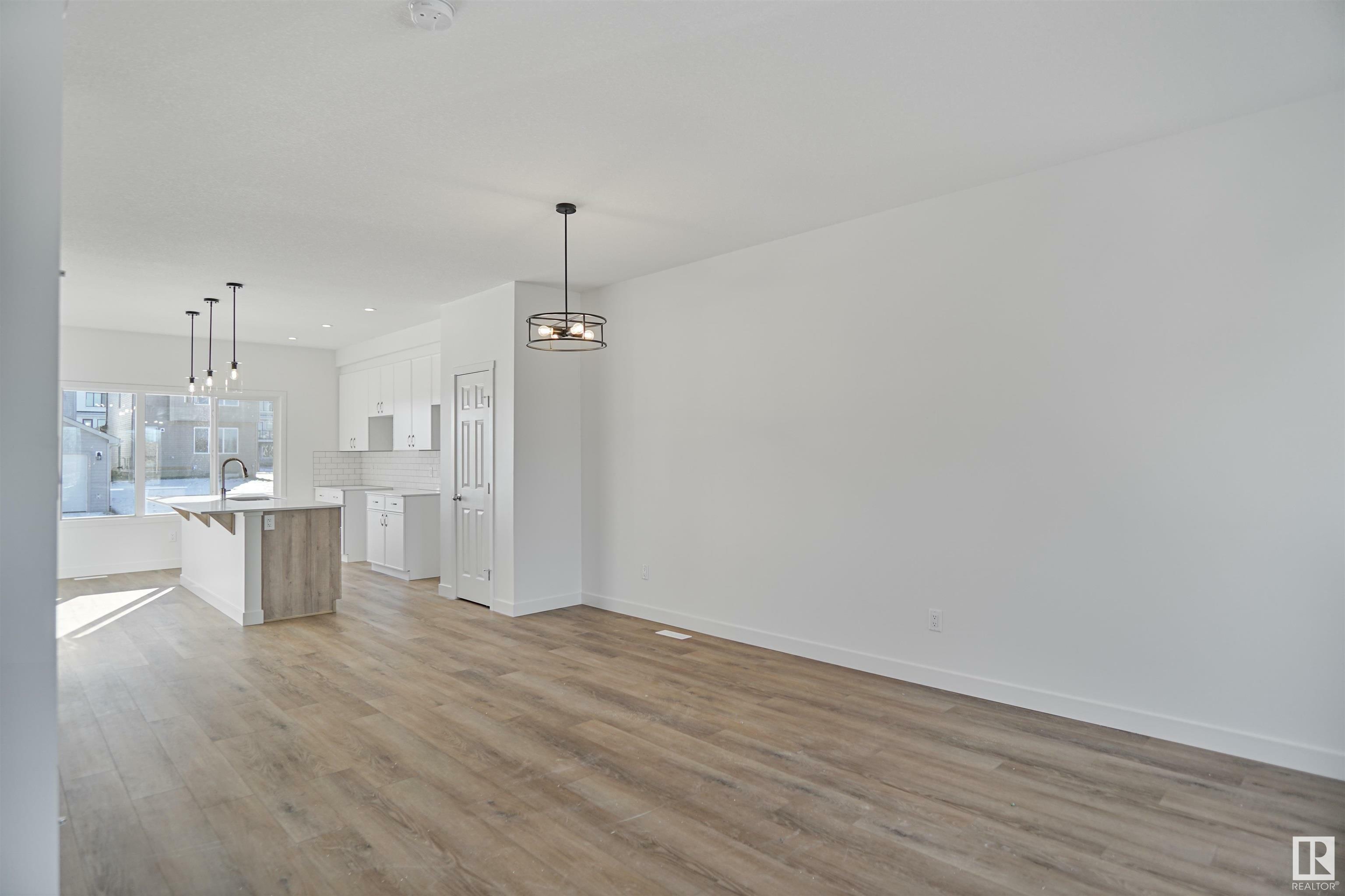 Property Photo:  1254 McLeod Avenue  AB T7X 2Z7 