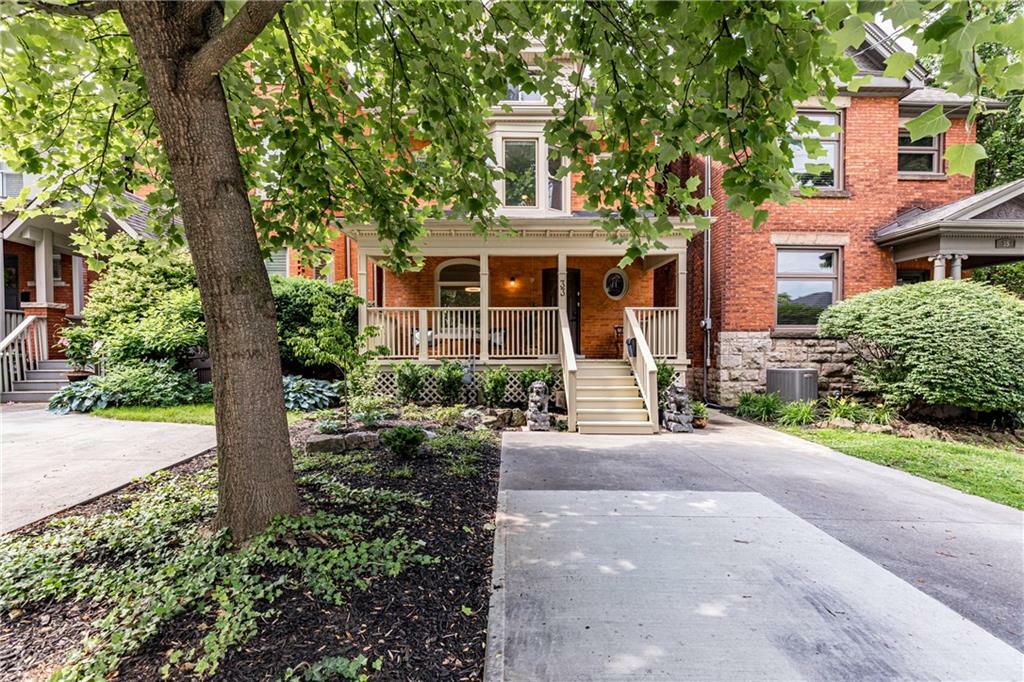 Photo de la propriété:  33 Homewood Avenue  ON L8P 2M1 