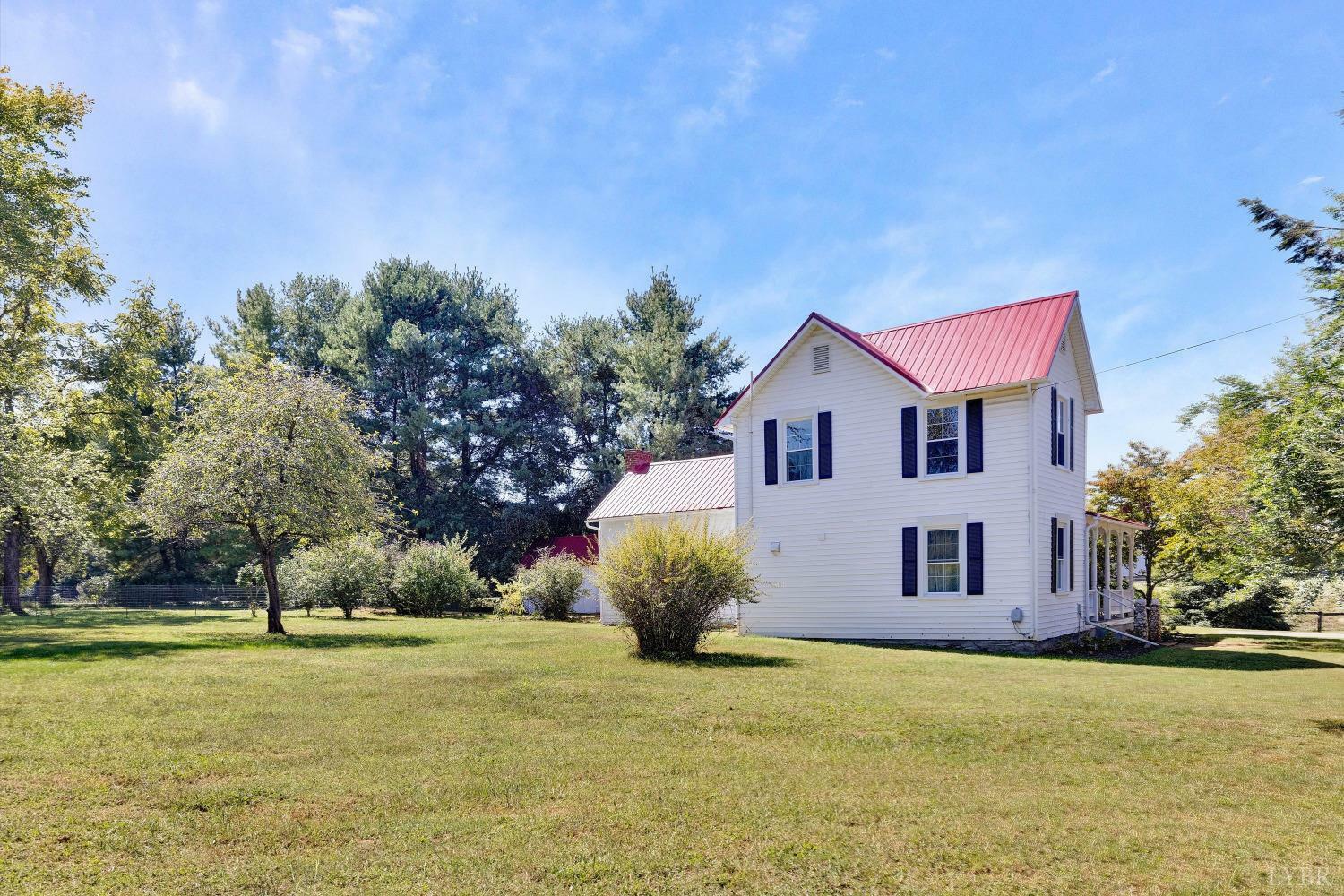 Property Photo:  1091 Lindsay Road  VA 24551 