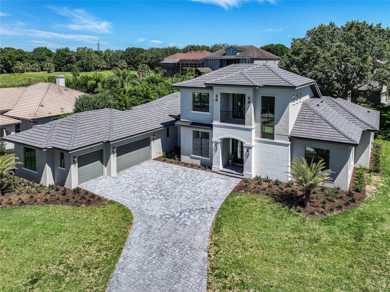 Property Photo:  705 Largovista Drive  FL 34787 