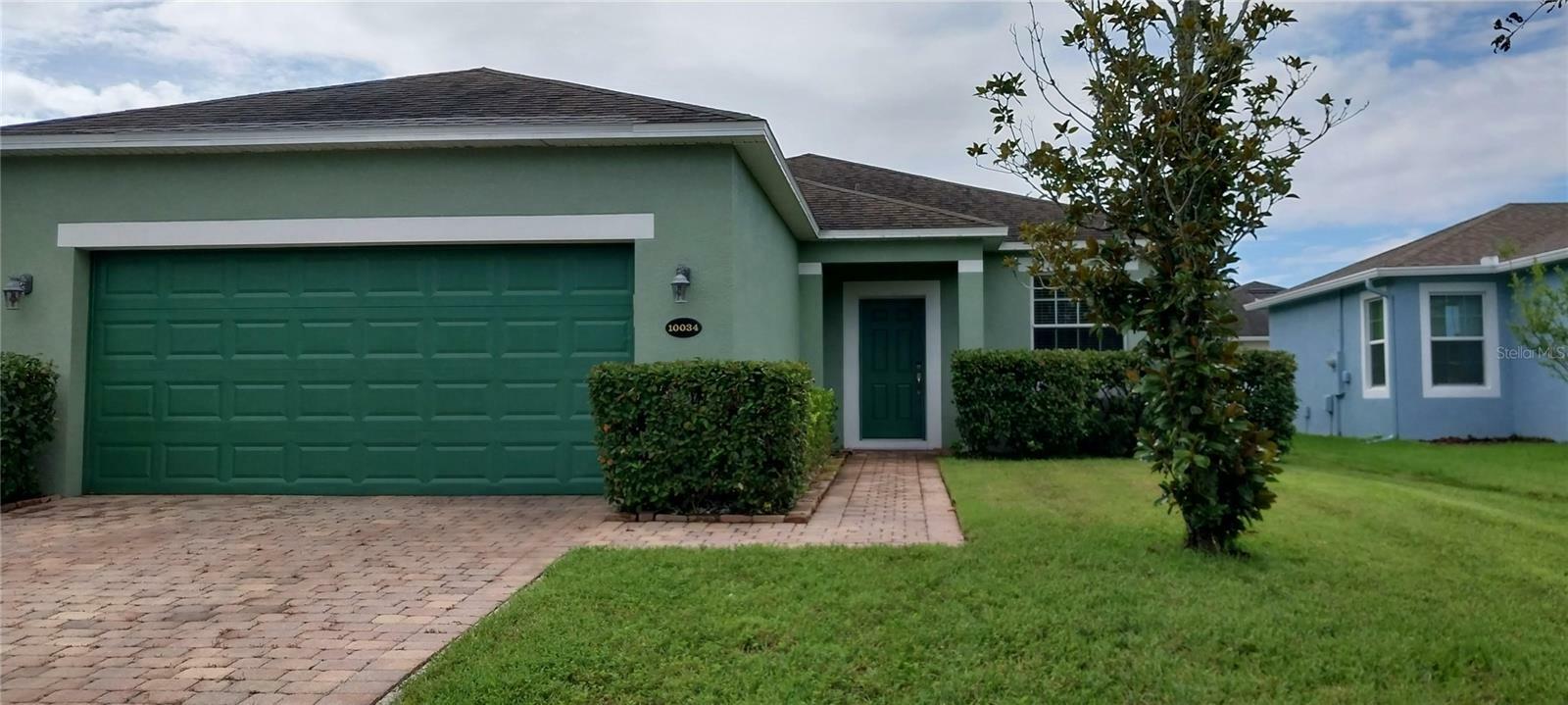 Property Photo:  10034 Pentridge Road  FL 32829 