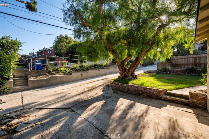 Property Photo: 1141 2nd Street CA 90266