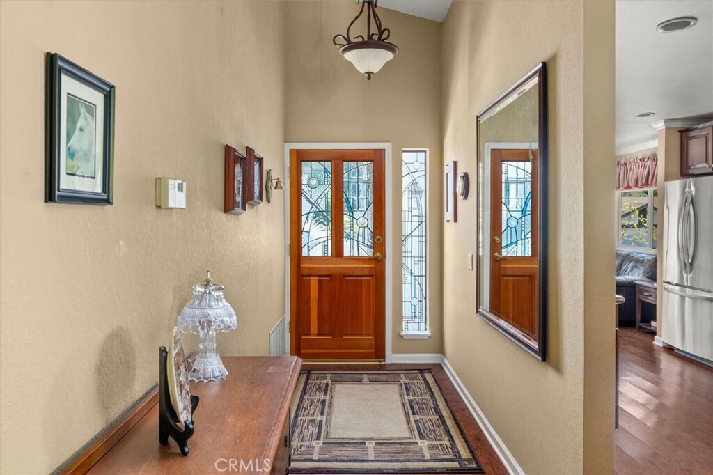 Property Photo:  22942 Magnolia Glen Drive  CA 91354 