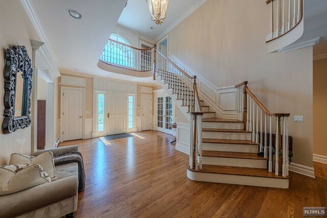 Property Photo:  7 Dansfield Court  NJ 07458 