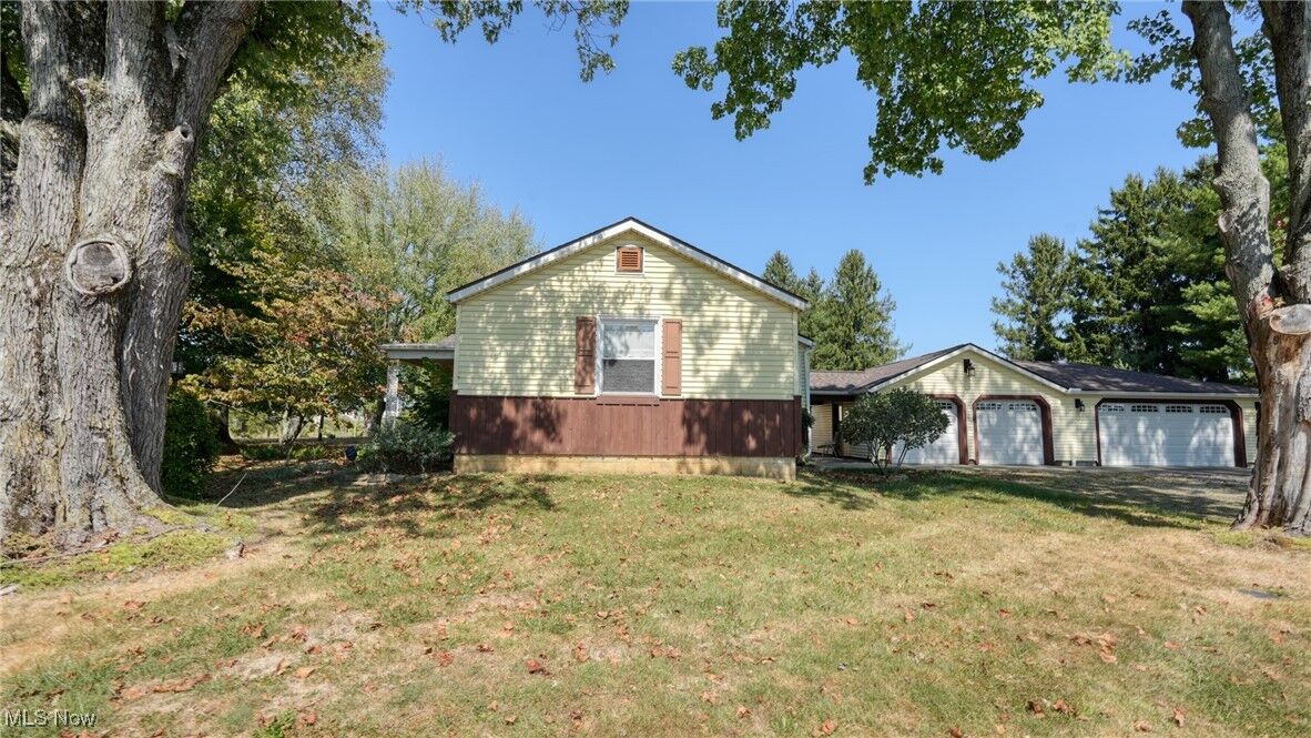 Property Photo: 190 Airport Road OH 43701