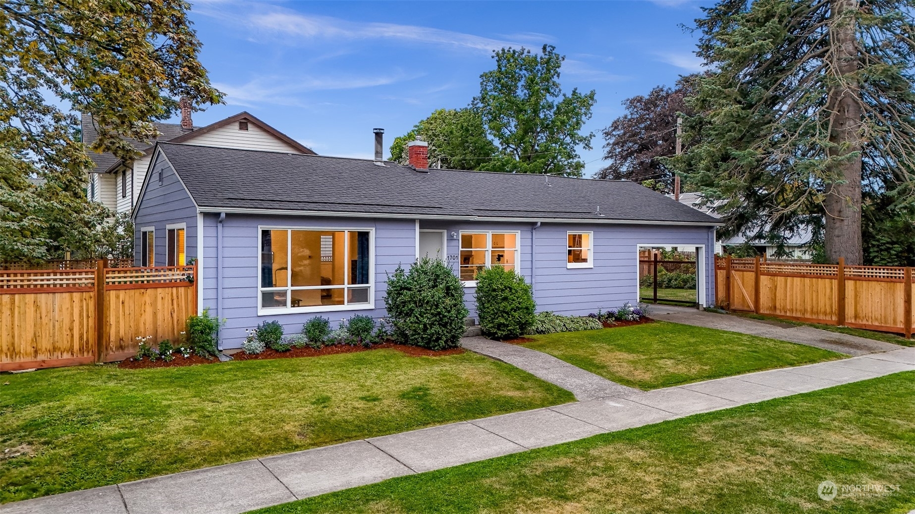 Property Photo:  1701 Washington Street  WA 98225 